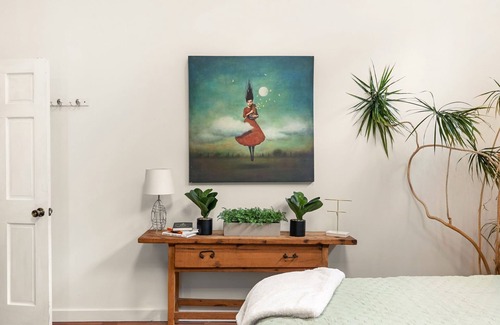 Bloomington Other | Charming 2-bedroom farmhouse with WiFi and AC in fabulous Bloomington