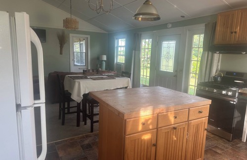 Hobucken House | Charming 2-bedroom house with private beach access in peaceful Cedar Island