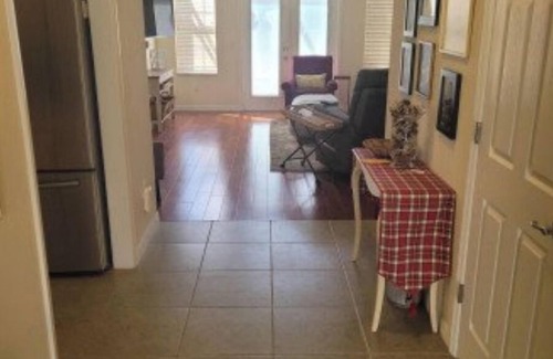 The Villages House | Charming 2-bedroom house with AC, WiFi in peaceful The Villages 2min walk to SQ.