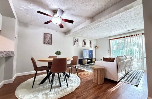 Nottingham House | Charming 2-bedroom townhome with WiFi, AC in peaceful White Marsh