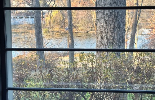 Watchung House | Charming 2-bedrooms in Watchung with Lake Access, Self-Checkin and Parking