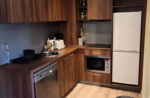 Isola Apartment | Charming 2 Zimmer, hell und ideal gelegen