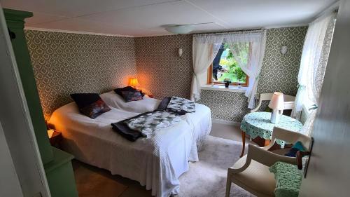 Smogen Apartment | Charming 2BR Apt Retreat Smögen