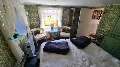 Smogen Apartment | Charming 2BR Apt Retreat Smögen