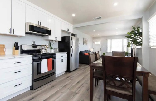 Los Angeles Apartment | Charming 2BR Condo with Onsite Parking Included