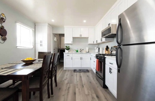 Los Angeles Apartment | Charming 2BR Condo with Onsite Parking Included
