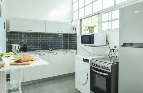 Haifa Apartment | Charming 2BR in Haifa by Sea N' Rent
