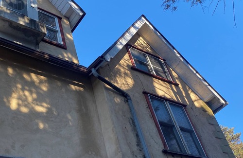 Ludlow Villa | Charming 2BR villa with WiFi, in downtown Yonkers. 25 min from Time Square