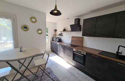 Ouzouer-sur-Loire Cottage | "Charming 3-Bedroom Cottage with Jacuzzi, Near Loire and Forest, Ouzouer-sur-Loire"