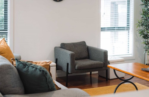 Coombs House | Charming 3-Bed Home with Everything You Need