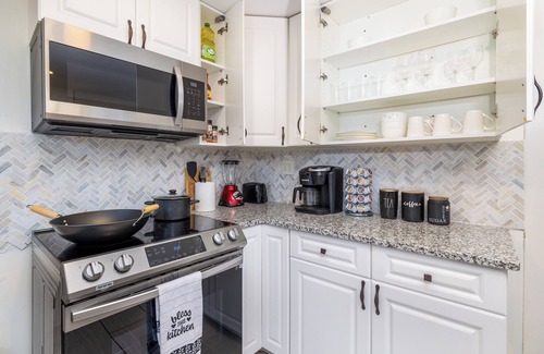 West Hartford House | Charming 3-Bedroom Home with Modern Comforts in West Hartford