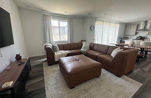 Commerce City House | Charming 3-bedroom house in peaceful Commerce City, CO with AC, WiFi, Patio