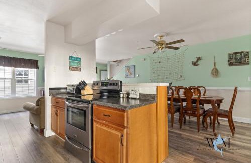 Ocean City Apartment | Charming 3-Bedroom, 2-Bathroom Townhouse Perfectly Located Near the Boardwalk
