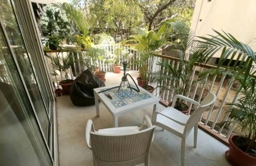 Banjara Hills Apartment | Charming 3-bedroom apartment with AC and WiFi in Hyderabad