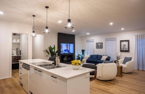 Warrnambool House | Charming 3-bedroom house with WiFi and AC in awesome Warrnambool