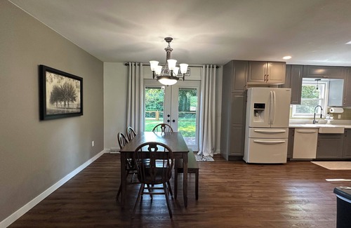 Brownsburg Cottage | Charming 3-bedroom Country Cottage in Beautiful Brownsburg, IN!