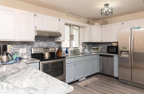 Rehoboth Beach Cottage | Charming 3-bedroom cottage with WiFi, AC in beautiful Lewes