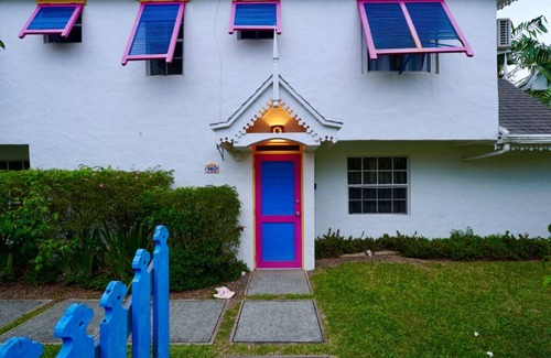 Crown Point Villa | Charming 3-bedroom Gingerbread Style Villa in Bon Accord, Tobago