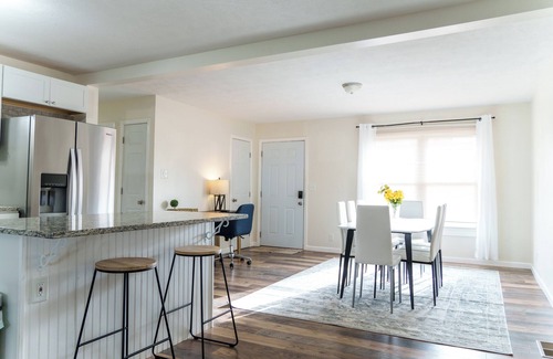 Bridgeport House | Charming 3-bedroom house in excellent location North Central WV