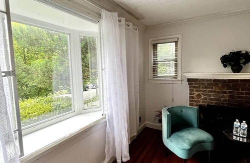 Coral Hills House | Charming 3-bedroom house by Capitol Hill DC