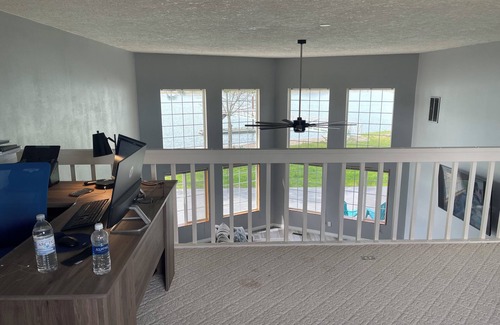 Cathlamet House | Charming 3-bedroom house with AC, WiFi in gorgeous Cathlamet waterfront home
