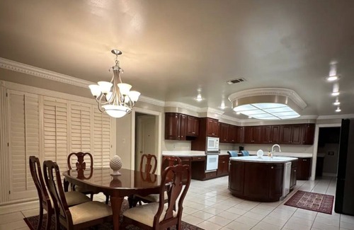 Magnolia House | Charming 3-bedroom house with WiFi and AC in Magnolia