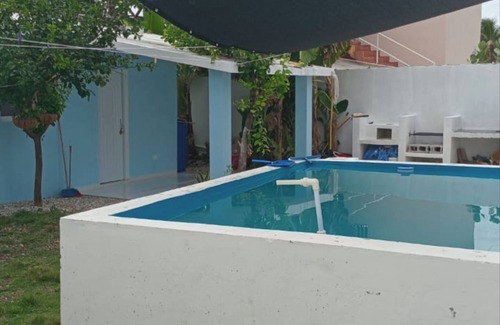 Los Patos House | Charming 3-bedroom house in Paraiso with AC and pool.