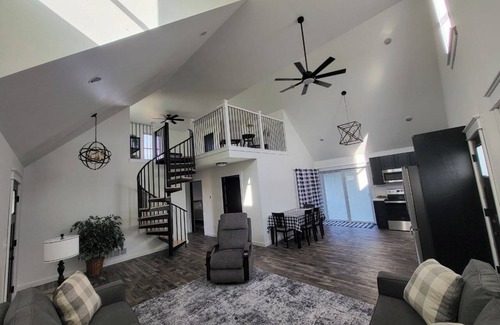 Wise Township House | Charming 3-bedroom house with WiFi, AC near welcoming Clare