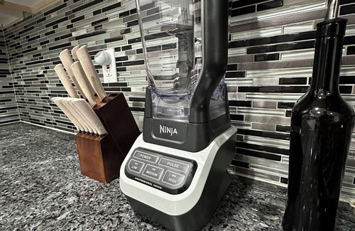 San Bernardino House | Charming 3-bedroom house with AC and WiFi in marvelous Colton