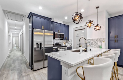 FM 1960 House | Charming 3-bedroom house with WiFi, AC in Humble near IAH