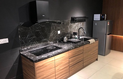 Mont Kiara Apartment | Charming 3-bedroom apartment with AC, WiFi in wonderful Kuala Lumpur