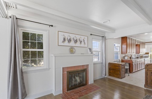 Los Angeles Villa | Charming 3-bedroom villa with Wi-Fi, AC in fantastic Location