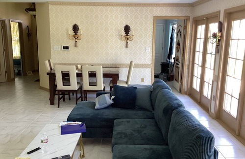 Algiers House | Charming 3-bedroom house in awesome New Orleans with AC, WiFi