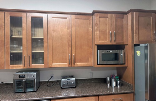 Thousand Oaks House | Charming 3-bedroom house in enjoyable Newbury Park with AC, WiFi