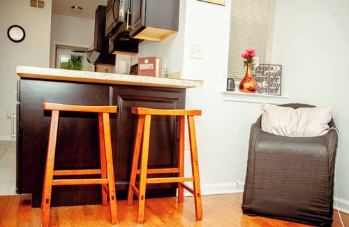 Germantown House | Charming 3-bedroom house in Philadelphia with Central Air and WiFi