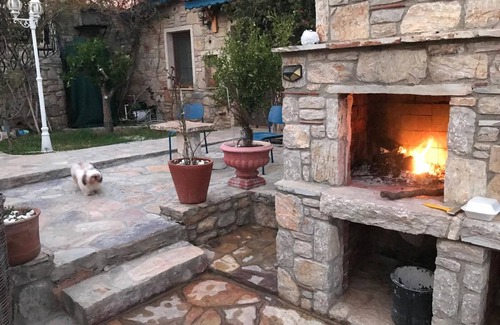 Emecik Villa | Charming 3-bedroom villa with WiFi and AC in DATÇA MUĞLA TURKEY
