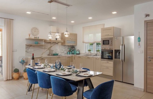 Frata Villa | Charming 3-Bedroom Villa with pool