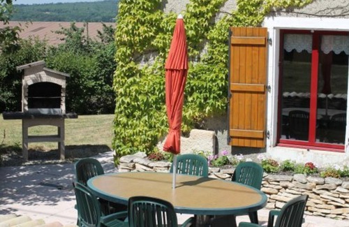 Brixey-aux-Chanoines Cottage | Charming 3-Bed Gîte with Fireplace, Garage, and Sunlit Terrace in Brixey-aux-Chanoines