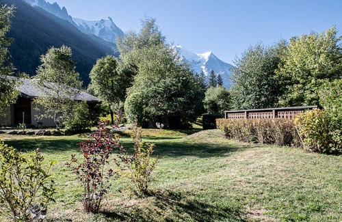 Les Praz-de-Chamonix Apartment | Charming 3-Star Duplex with Garden Terrace in Chamonix - Sleeps 4