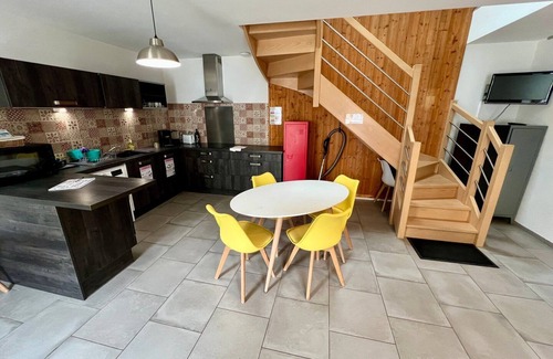 Lussac-les-Chateaux House | Charming 3 bedroom house