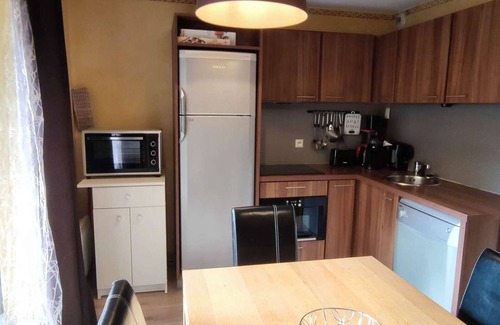 Isola Apartment | Charming 3-room near slopes, parking, Isola 2000