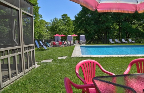 Amenia Cottage | Charming 3bdr Magnolia cottage with heated saltwater pool, AC and WiFi in Amenia