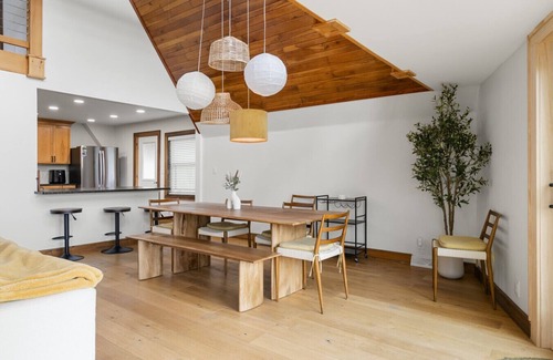 Skaneateles House | Charming 3BR/2BA Retreat | Pond | Fire Pit | Pets