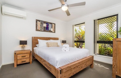 Dakabin House | Charming 3BR House in the Heart of Dakabin