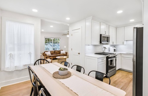 Buford Highway House | Charming 3BR Retreat: Live Like a Local in Chamblee!