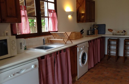 Grand-Brassac Other | Charming 4 bed farmhouse with shared heated pool and Sauna near Brantome.