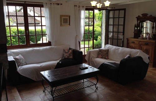 Grand-Brassac Other | Charming 4 bed farmhouse with shared heated pool and Sauna near Brantome.