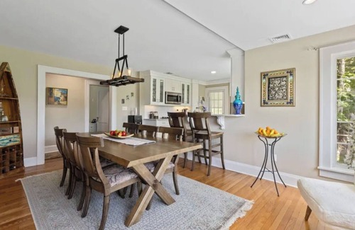Pompton Lakes House | Charming 4-bedroom country house 40 minutes from NYC