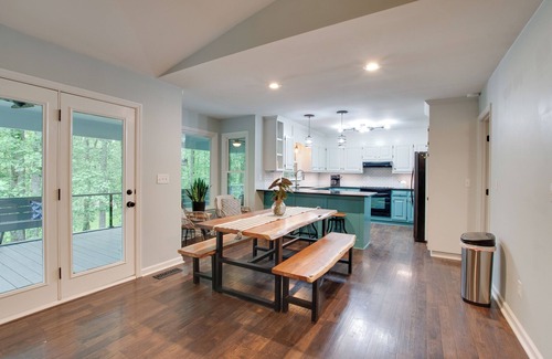 Normal House | Charming 4-bedroom house on the Flint River, WiFi in beautiful Huntsville, AL.