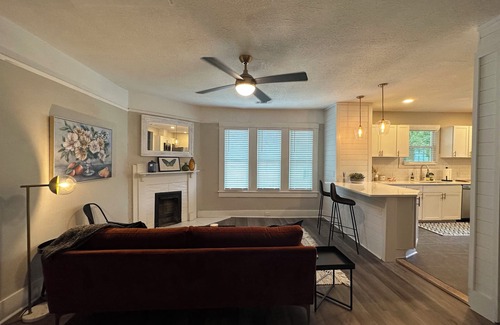 Savannah House | Charming 4-bedroom house with WiFi and AC in superb Savannah